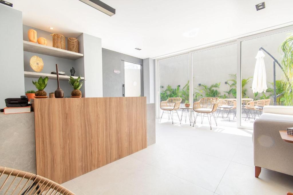 Bauten Cabo Branco 305 - Flat moderno e equipado próximo ao mar por Carpediem room 6
